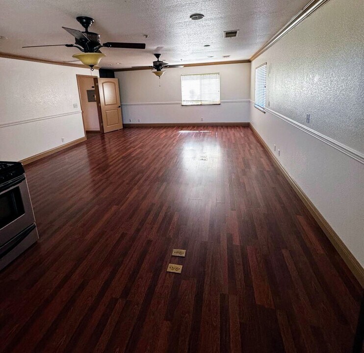 835 H St, Unit 1 in Davis, CA - Foto de edificio