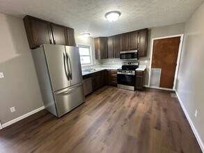 1316 N Spencer St in Rushville, IN - Building Photo - Building Photo