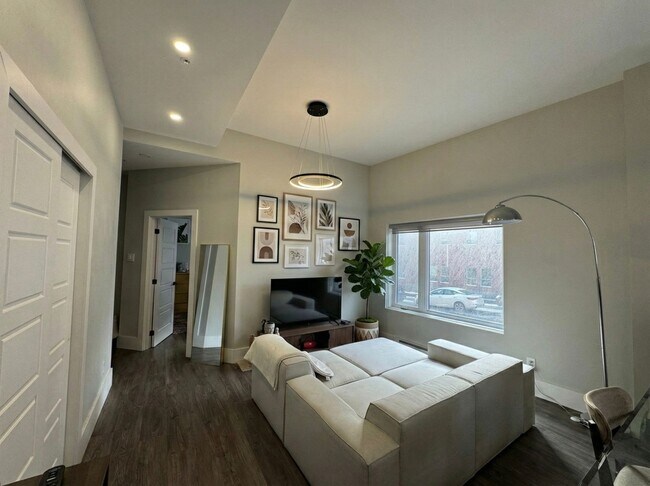 1556 Saint-Antoine O in Montréal, QC - Building Photo - Building Photo