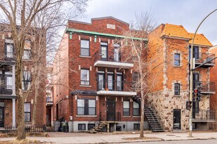 5312-5322 Papineau Av in Montréal, QC - Building Photo