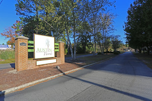 Austin Woods Apartments