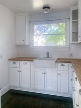 5670 York Blvd in Los Angeles, CA - Building Photo - Building Photo