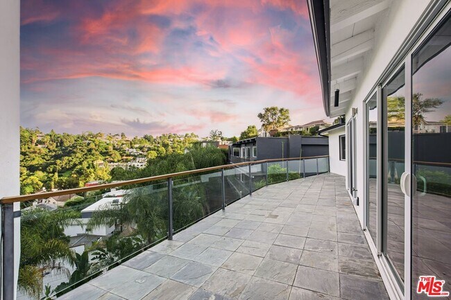 3476 Troy Dr in Los Angeles, CA - Building Photo - Building Photo