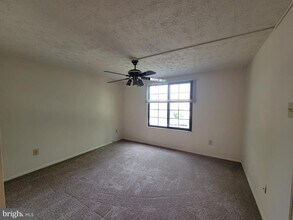 4400 Groombridge Way-Unit -29/ F in Alexandria, VA - Building Photo - Building Photo