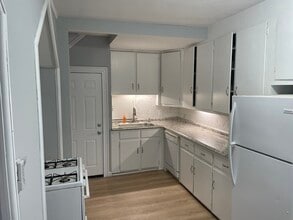 7 Olive St in Newburyport, MA - Building Photo - Building Photo