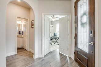 458 Mesquite Grove Rd in Midlothian, TX - Foto de edificio - Building Photo