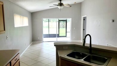 12750 Sophiamarie Loop in Orlando, FL - Building Photo - Building Photo