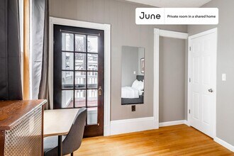 Room in Shared 5 bed/1 bath home in Boston, MA - Building Photo - Building Photo