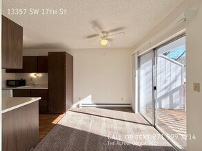 13357 SW 17th St in Beaverton, OR - Building Photo - Building Photo