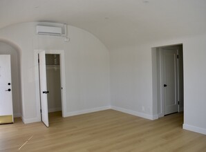 1262 W 9th St in Los Angeles, CA - Building Photo - Building Photo