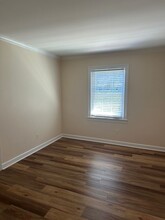 2650 Grosvenor Pl in Winston-Salem, NC - Building Photo - Building Photo