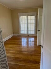 4 Brookline Ave-Unit -4 in Holyoke, MA - Building Photo - Building Photo