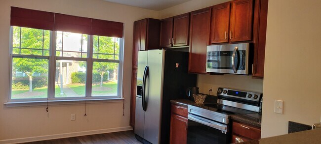 828 Carpenter Glenn Dr in Cary, NC - Building Photo - Building Photo