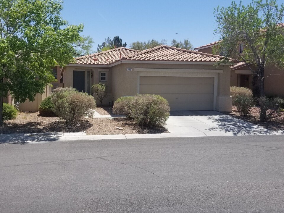 312 Magnolia Arbor St in Las Vegas, NV - Building Photo