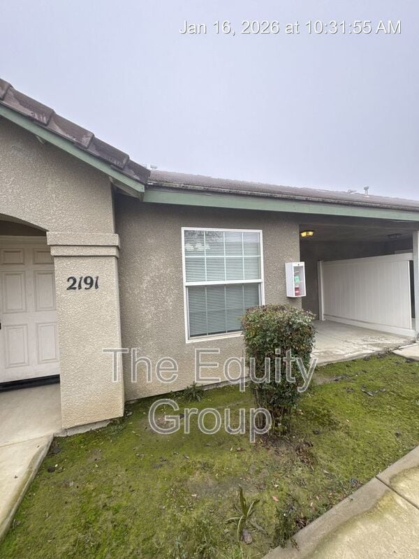 2191 Bella Oaks Dr in Tulare, CA - Building Photo - Building Photo