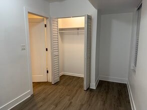 2731 S Homan Ave in Chicago, IL - Building Photo - Building Photo
