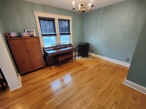 58 Superior Ave in Newington, CT - Building Photo - Building Photo