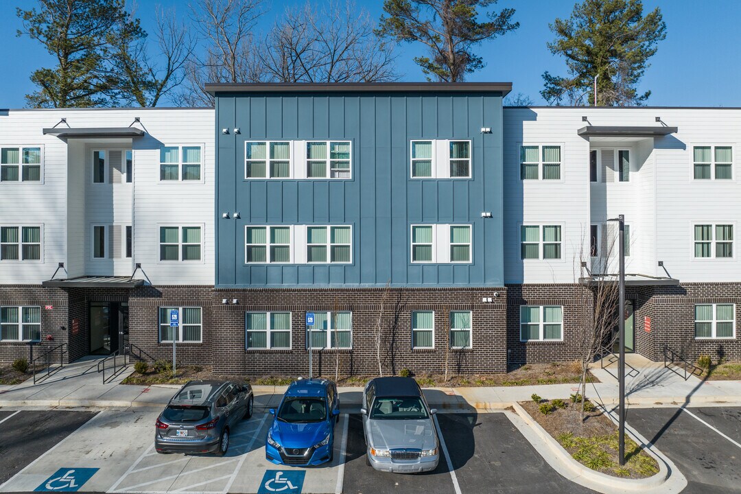 Hamilton Hills in Atlanta, GA - Building Photo