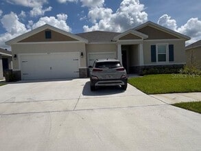 1817 Walnut Crk Dr in Kissimmee, FL - Building Photo - Building Photo