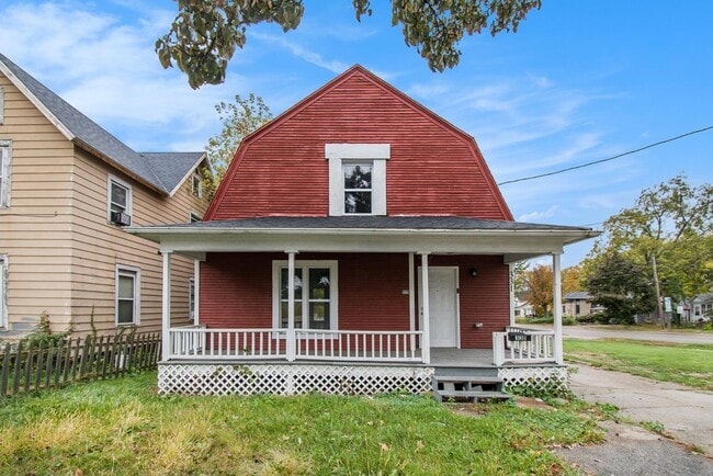 property at 331 N Pennsylvania Ave