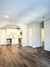 13219 Emily Rd in Dallas, TX - Building Photo - Building Photo