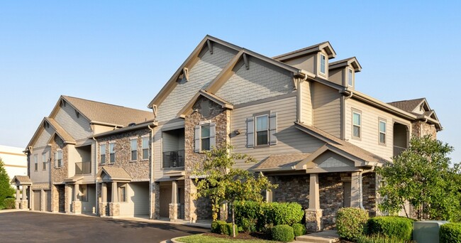 Adara Overland Park Apartments