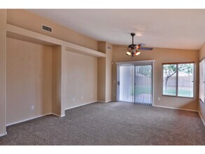 3556 S Buckaroo Trail in Gilbert, AZ - Building Photo - Building Photo
