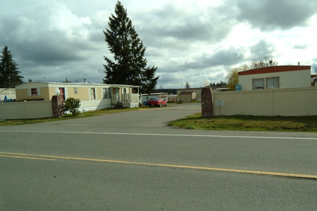 Rainier Terrace Mobile Home Park in Olympia, WA - Building Photo - Building Photo