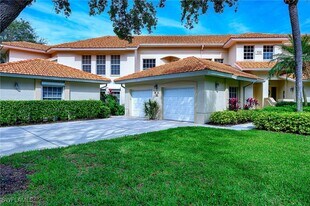 1190 Egrets Walk Cir in Naples, FL - Building Photo