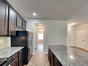 4111 Bigsage Dr in Atlanta, GA - Building Photo - Building Photo
