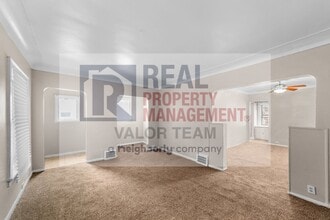 1761 Wayside Rd in Cleveland, OH - Building Photo - Building Photo