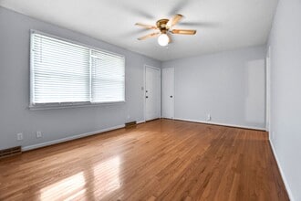 228 Kirby Dr in Clarksville, TN - Building Photo - Building Photo