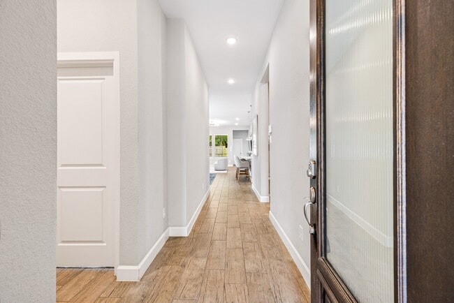 9403 Windward Bluff Way in The Woodlands, TX - Building Photo - Building Photo