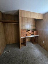 6789 Noon Rd in Everson, WA - Foto de edificio - Building Photo