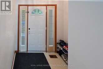 700-700 Champlain Blvd in Cambridge, ON - Building Photo - Building Photo