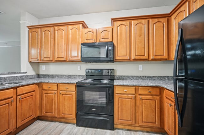 Millview Apartments in Coatesville, PA - Foto de edificio - Building Photo