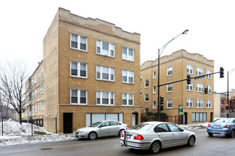 Montrose Apartments in Chicago, IL - Building Photo - Building Photo