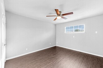 2801 Carrolton St, Unit 12 in Houston, TX - Building Photo - Building Photo