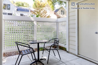 900 Pepper Tree Ln in Santa Clara, CA - Foto de edificio - Building Photo