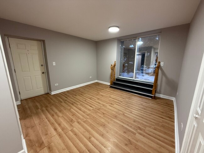 6954 N Greenview Ave in Chicago, IL - Building Photo - Building Photo