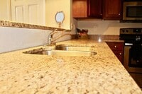 1908 N Severance St photo'