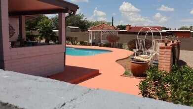 2101 E Elmwood Ln in Sierra Vista, AZ - Building Photo - Building Photo