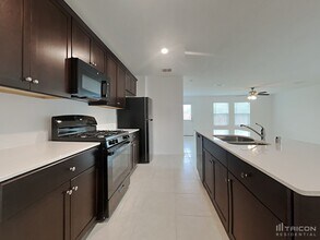 700 Odlozil Ln in Ennis, TX - Building Photo - Building Photo