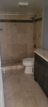 280 W Park Dr in Miami, FL - Building Photo - Building Photo