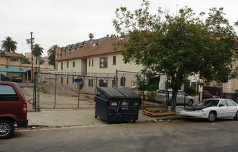 314 S Reno St in Los Angeles, CA - Building Photo - Building Photo