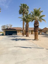 72212 2 Mile Rd in Twentynine Palms, CA - Building Photo - Building Photo