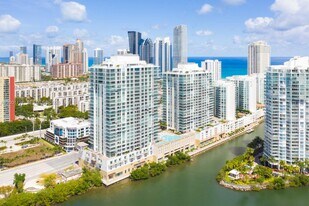 300 Sunny Isles Blvd in Sunny Isles Beach, FL - Building Photo