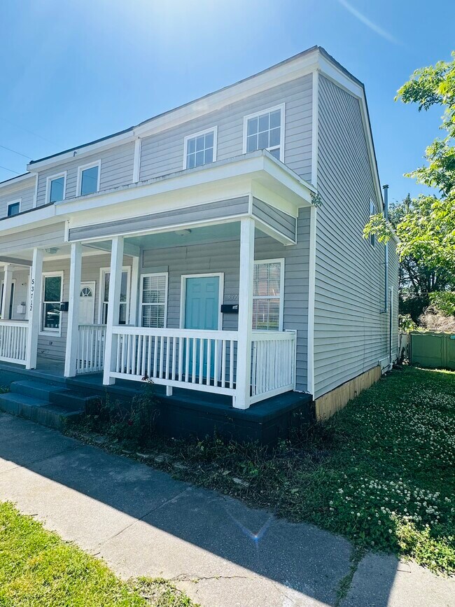 property at 537 E Anderson St