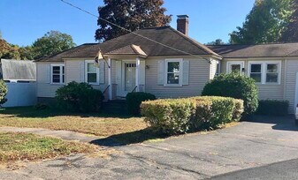 30 Whipple Ct in Portsmouth, NH - Building Photo
