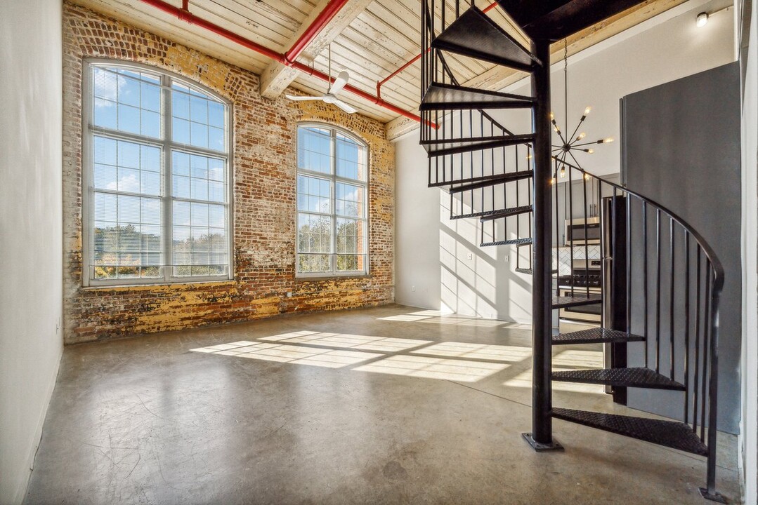 Canton Mill Lofts in Canton, GA - Building Photo